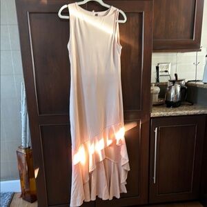 Chic Sleeveless High Low Dress in Cream